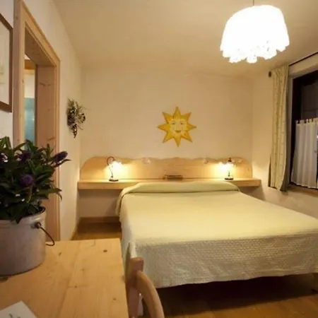 בית חווה Casa Rossa Ai Colli *