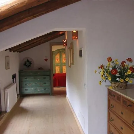 Casa Rossa Ai Colli Séjour à la ferme *