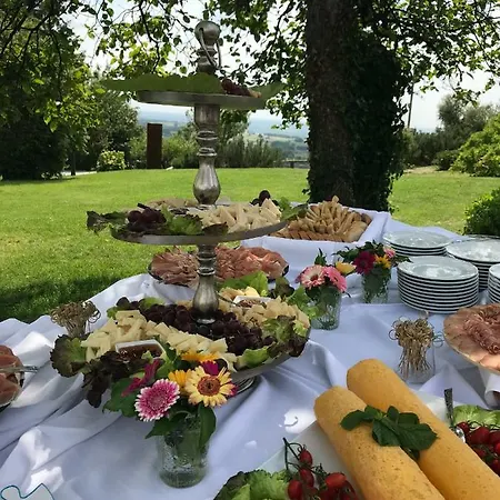 Casa Rossa Ai Colli Farm stay *